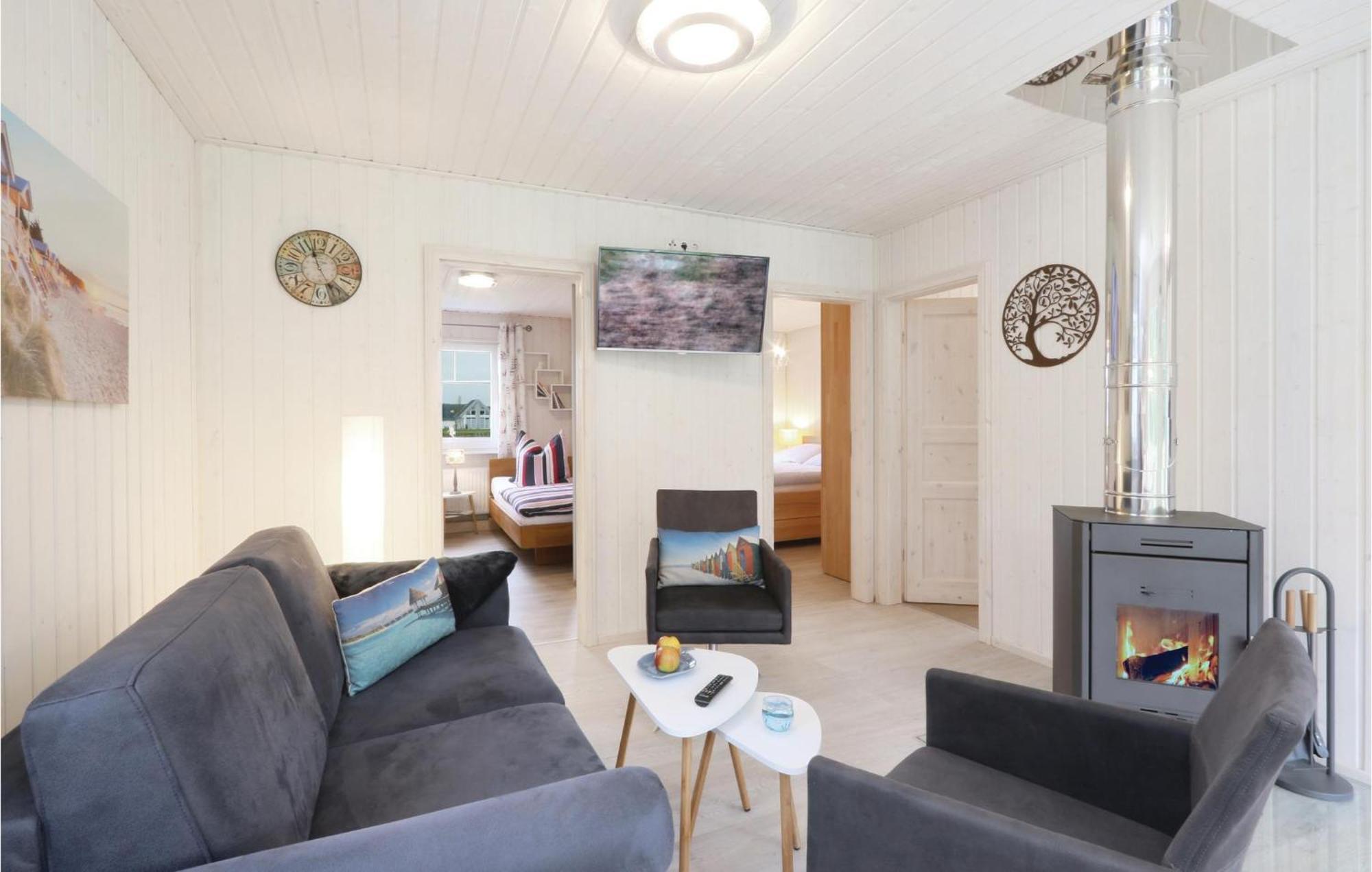 Nice Home In Zerpenschleuse With House Sea View 외부 사진